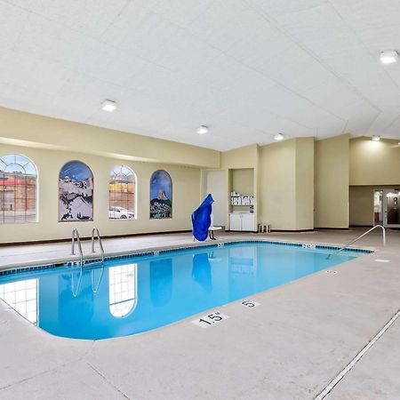Quality Inn Near Monument Health Rapid City Hospital Экстерьер фото