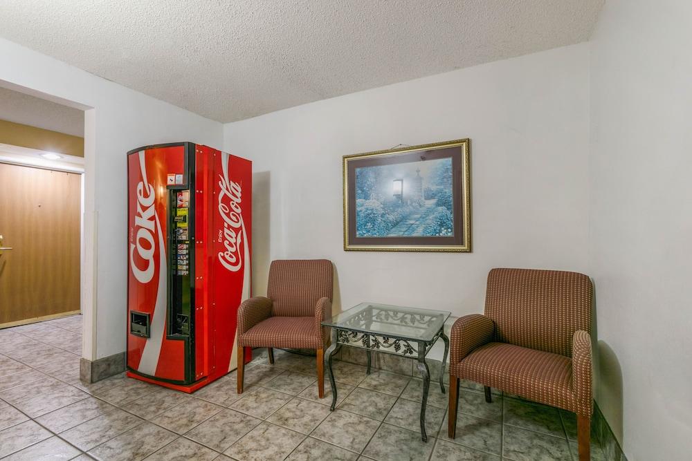 Quality Inn Near Monument Health Rapid City Hospital Экстерьер фото