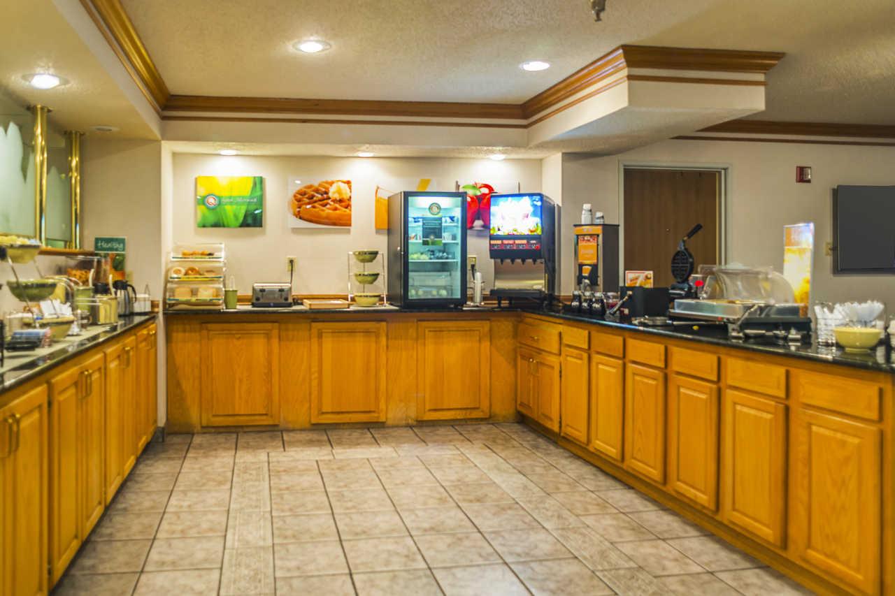 Quality Inn Near Monument Health Rapid City Hospital Экстерьер фото