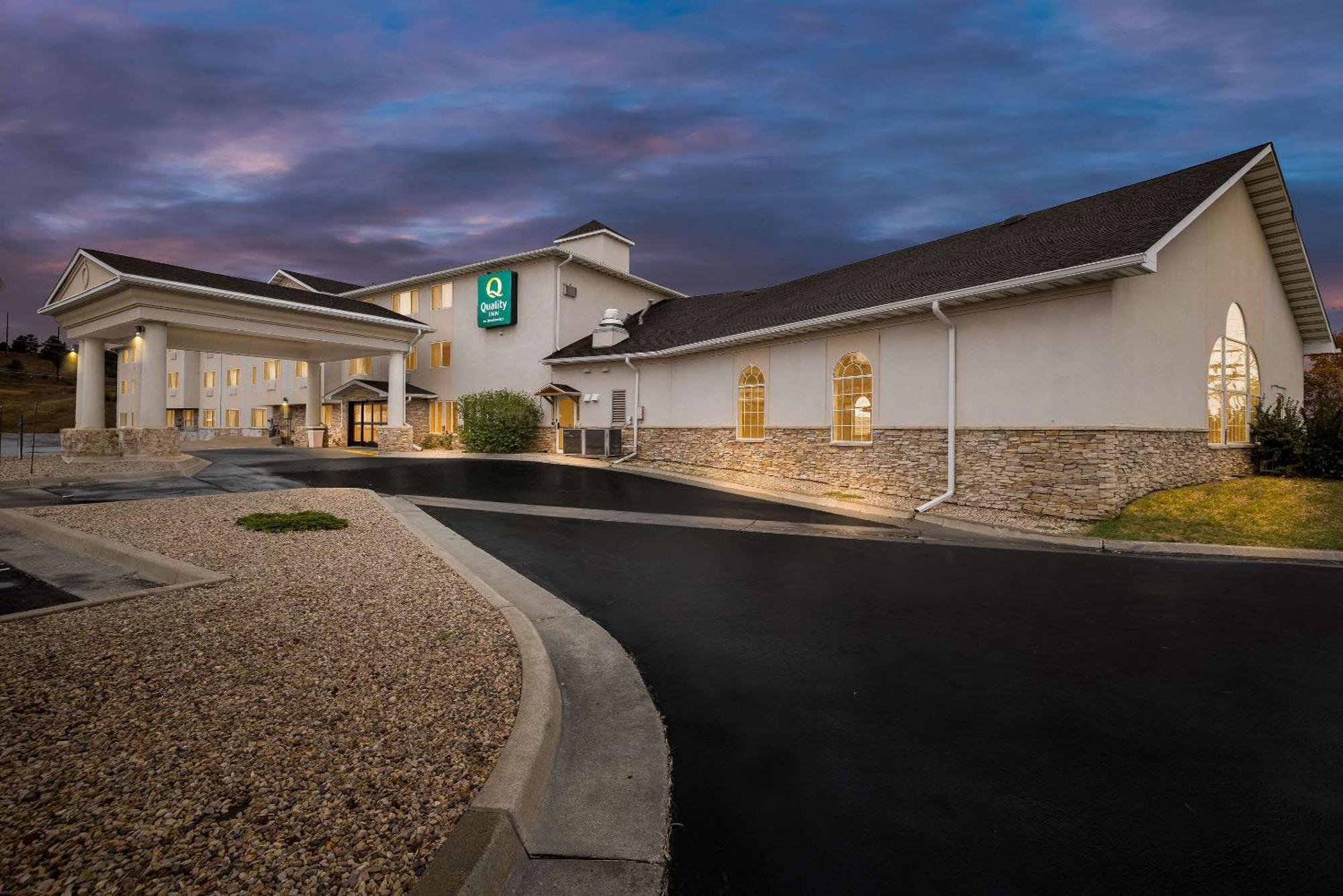 Quality Inn Near Monument Health Rapid City Hospital Экстерьер фото