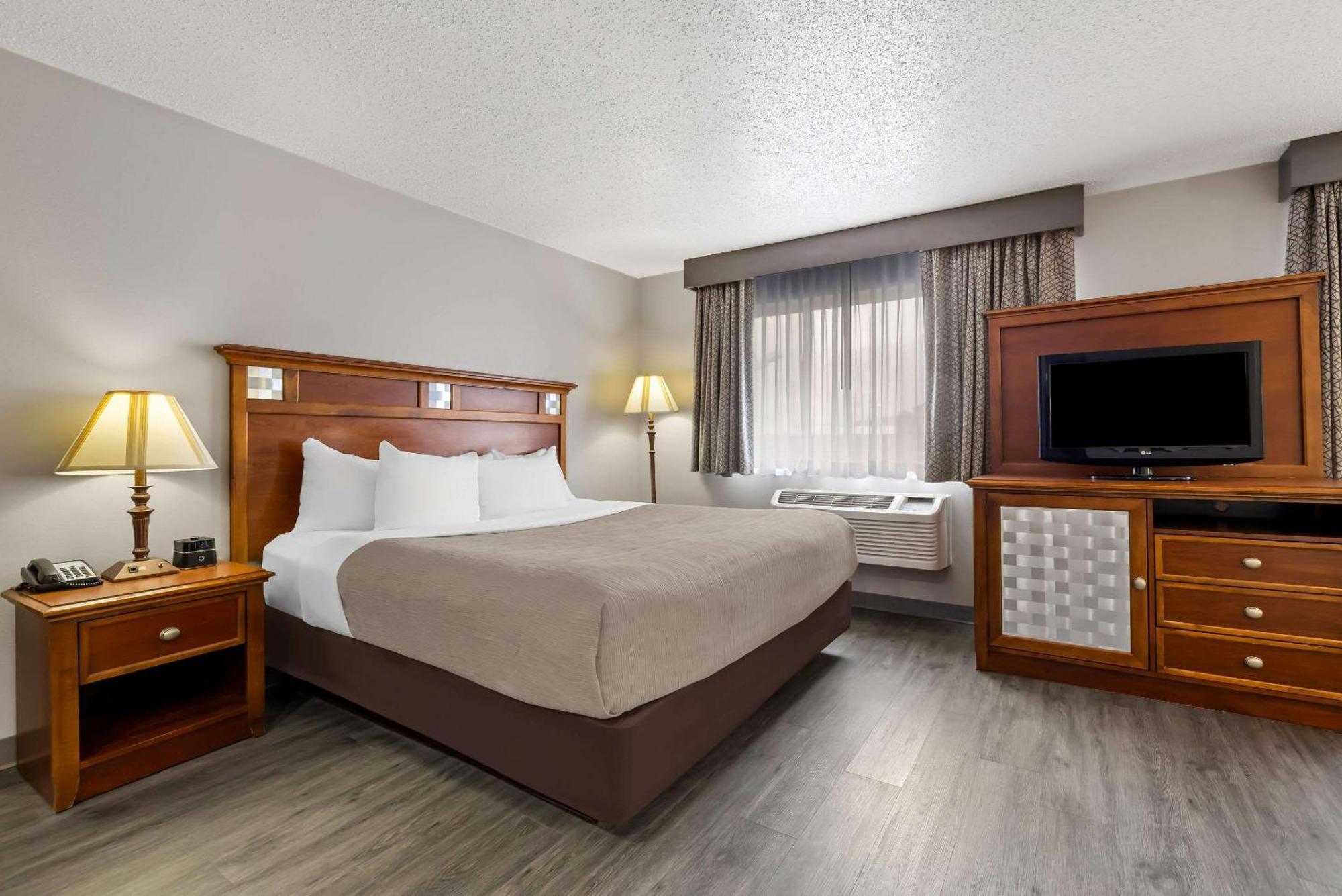 Quality Inn Near Monument Health Rapid City Hospital Экстерьер фото