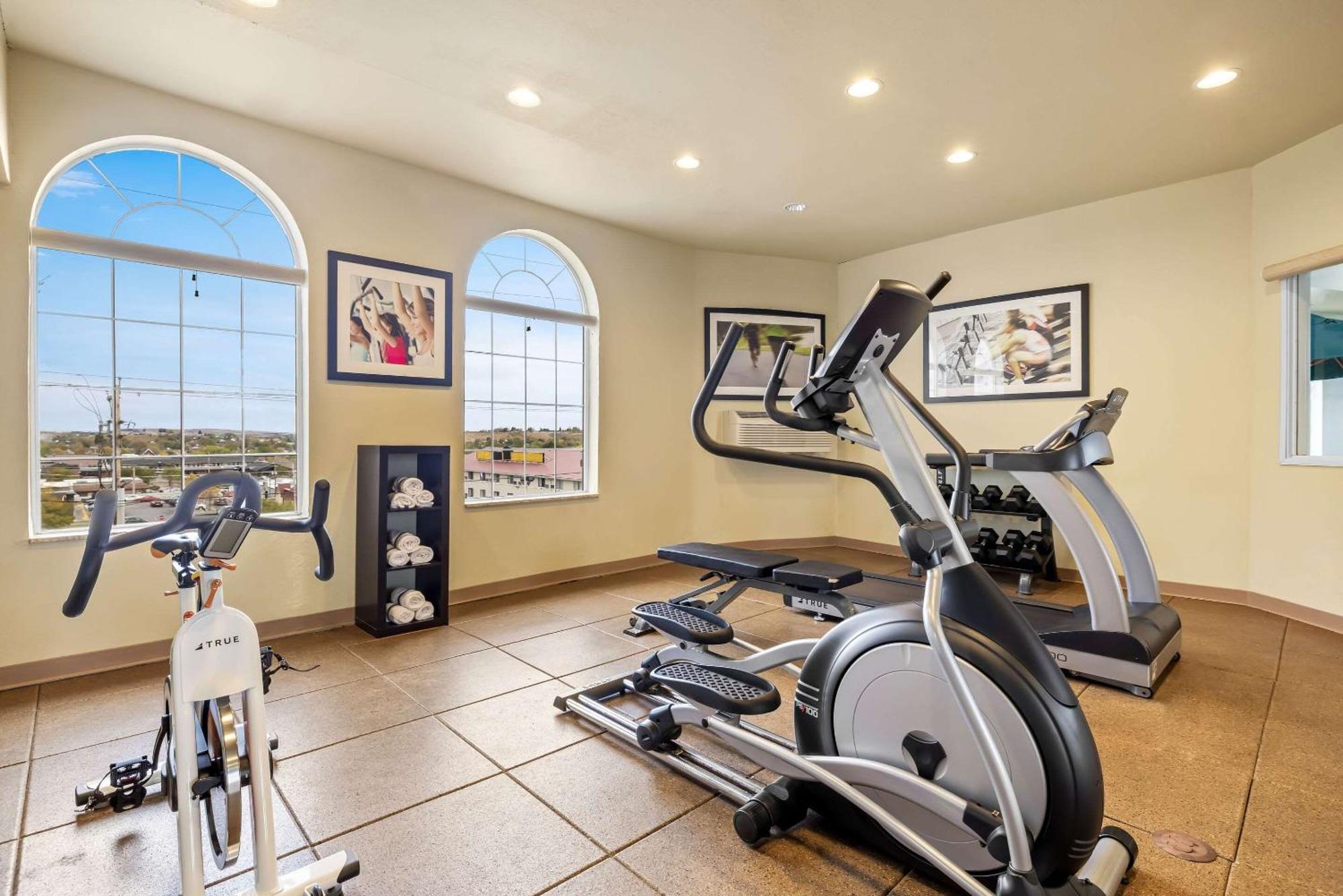 Quality Inn Near Monument Health Rapid City Hospital Экстерьер фото